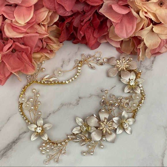 Romantic Rose Gold Flower Crystal Pearl Tiara Headdress - Picture 8 of 16